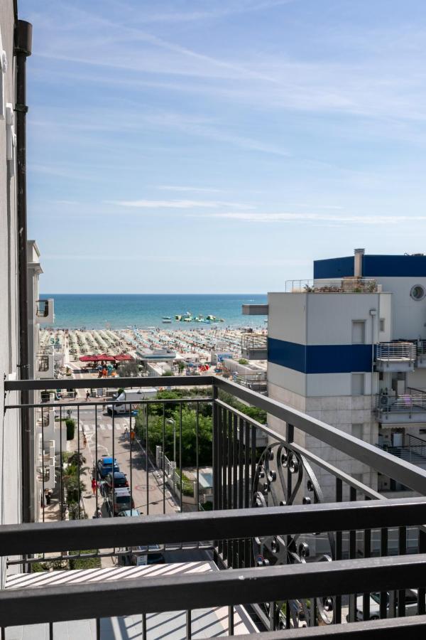 Hotel Quisisana Римини Екстериор снимка